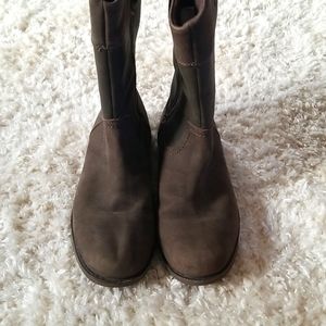 Ugg Brown Boots Size 6